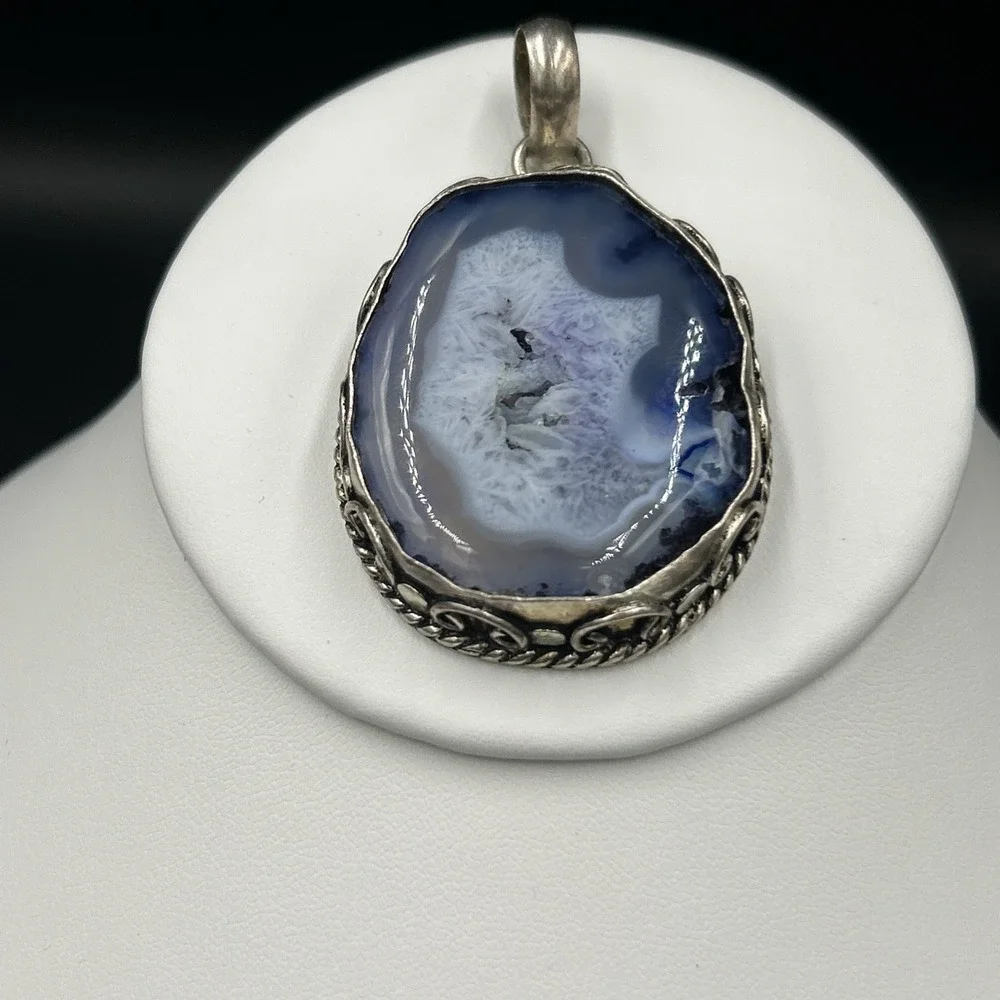 Vintage Sterling‎ Silver Chunky Deep  Blue Druzy Quartz Pendant 2
